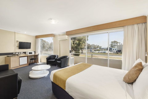 Ciloms Airport Lodge - Tourism Canberra 6