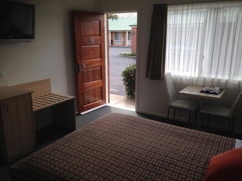 Beachcomber Motel & Apartments - Tourism Canberra 26
