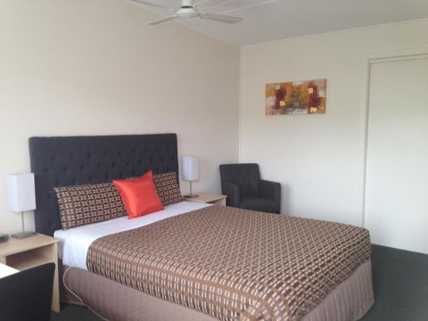 Beachcomber Motel & Apartments - Tourism Canberra 38