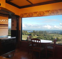 A Cottage with a View at Tudor Ridge - Tourism Canberra