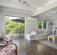 Blairgowrie Bella - light filled home with great deck - Tourism Canberra