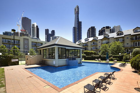 Melbourne Luxury Paradise - Tourism Canberra 0
