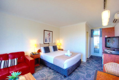 The Sandridge Motel - Tourism Canberra 9
