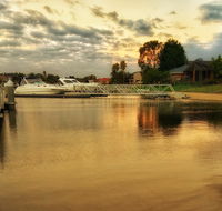 Waterfront Retreat - Tourism Canberra
