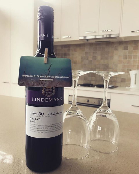 Ocean View Treetops Retreat - Tourism Canberra 11