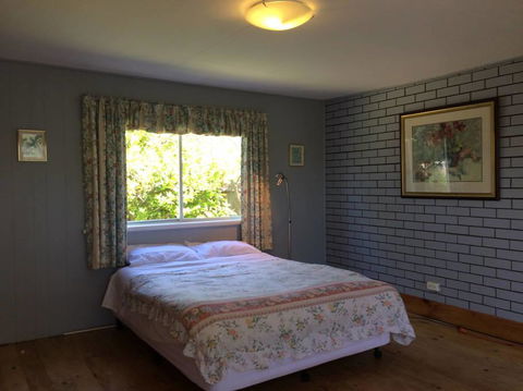 Jacaranda House - Tourism Canberra 8