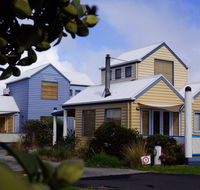 Rayville Boat Houses - Tourism Canberra