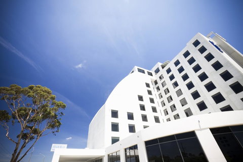 Mantra Melbourne Airport - Tourism Canberra 8