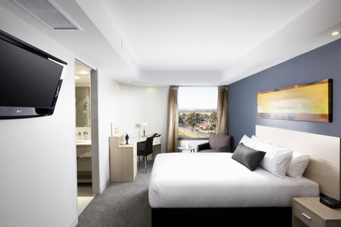 Mantra Melbourne Airport - Tourism Canberra 22
