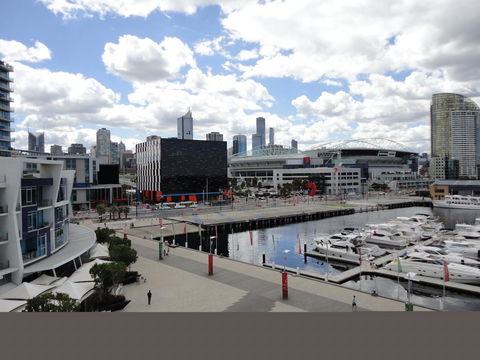 AKOM AT Docklands - Tourism Canberra 42