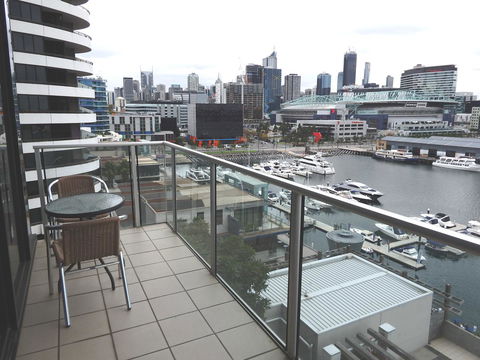 AKOM AT Docklands - Tourism Canberra 38