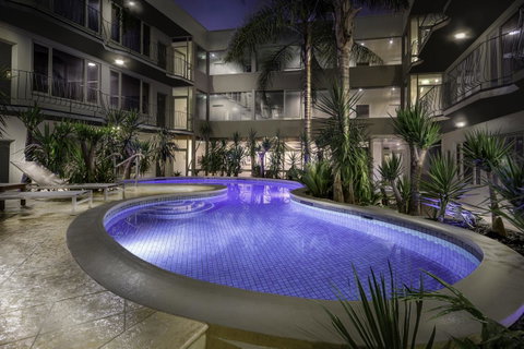 BEST WESTERN PLUS Travel Inn - Tourism Canberra 2