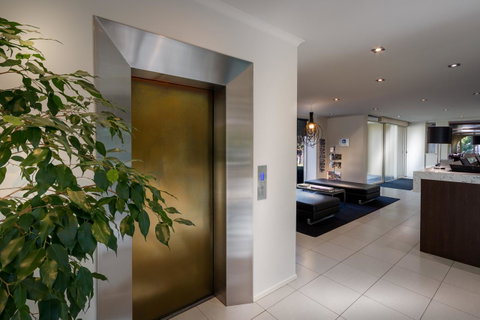 BEST WESTERN PLUS Travel Inn - Tourism Canberra 22