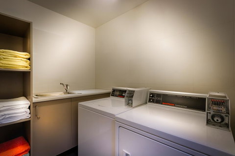 BEST WESTERN PLUS Travel Inn - Tourism Canberra 21