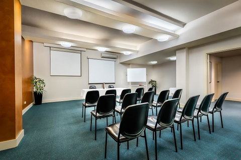 BEST WESTERN PLUS Travel Inn - Tourism Canberra 17