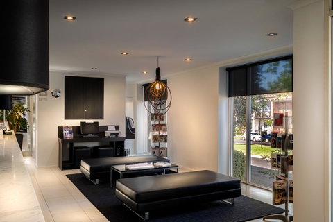 BEST WESTERN PLUS Travel Inn - Tourism Canberra 14