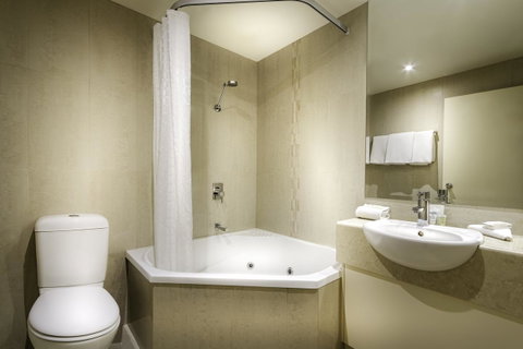 BEST WESTERN PLUS Travel Inn - Tourism Canberra 44