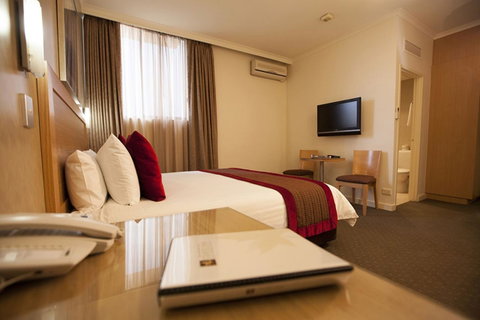 BEST WESTERN PLUS Travel Inn - Tourism Canberra 41