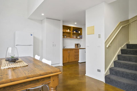 Terrace Lofts Apartments - Tourism Canberra 29