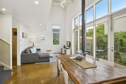 Terrace Lofts Apartments - Tourism Canberra 30