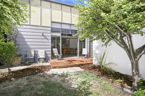 Terrace Lofts Apartments - Tourism Canberra 21