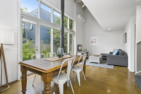 Terrace Lofts Apartments - Tourism Canberra 2