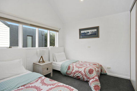 Terrace Lofts Apartments - Tourism Canberra 9