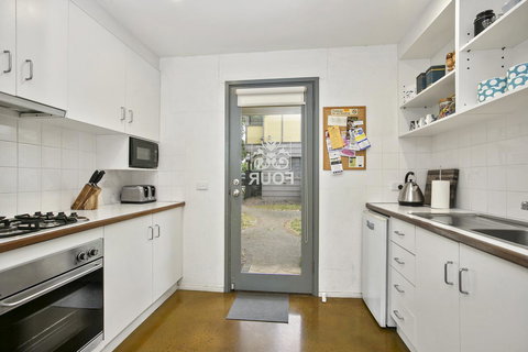 Terrace Lofts Apartments - Tourism Canberra 24