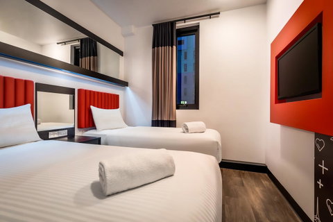 Essence Hotel Carlton - Tourism Canberra 12