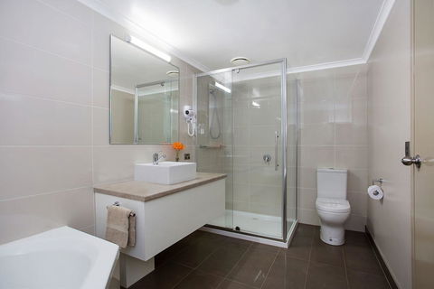 Comfort Inn Warrnambool International - Tourism Canberra 10