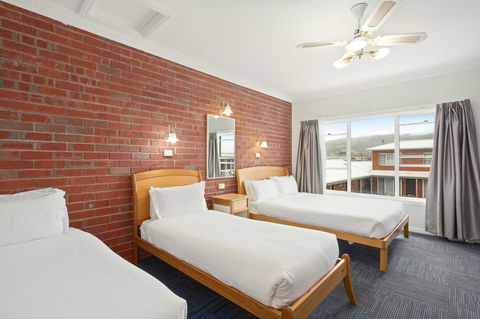 The International Motel Apollo Bay - Tourism Canberra 25