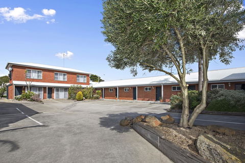 The International Motel Apollo Bay - Tourism Canberra 4