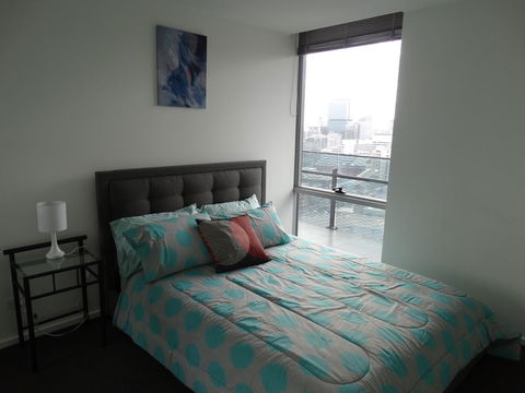 Cloud9 Luxury Apartments - Tourism Canberra 8