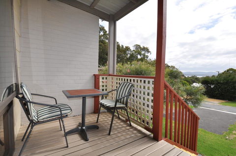 Ballymena Holiday Units - Tourism Canberra 4