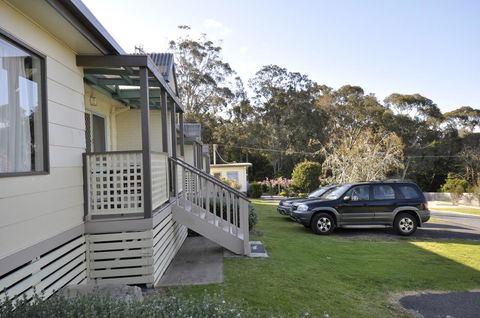 Ballymena Holiday Units - Tourism Canberra 3
