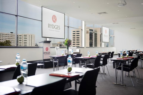 Crowne Plaza Melbourne Carlton, An IHG Hotel - Tourism Canberra 41