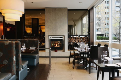 Crowne Plaza Melbourne Carlton, An IHG Hotel - Tourism Canberra 26