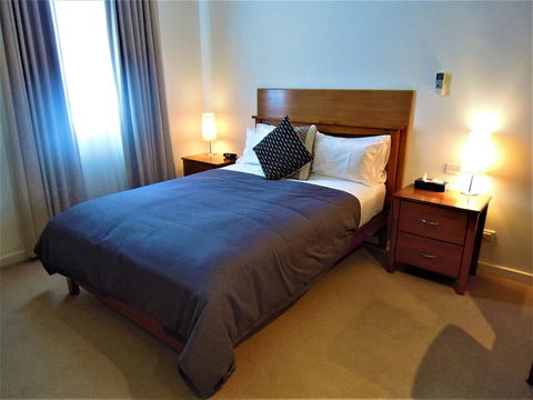 Plough Hotel - Tourism Canberra 6