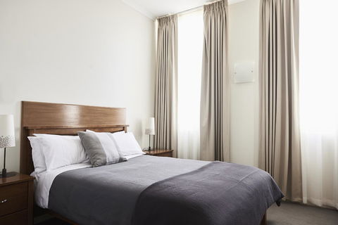 Plough Hotel - Tourism Canberra 1