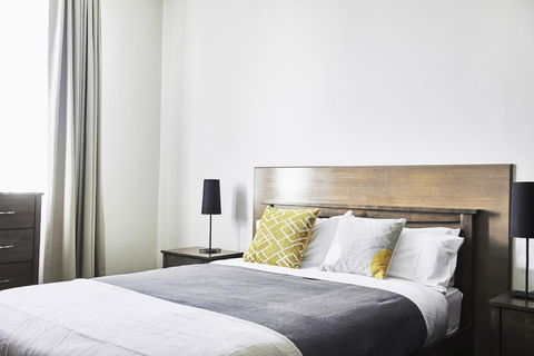 Plough Hotel - Tourism Canberra 0