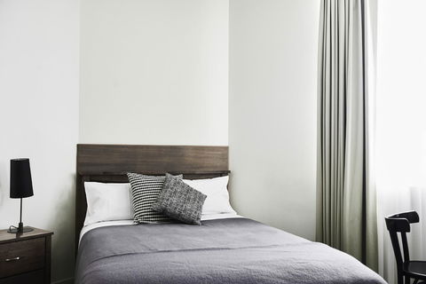 Plough Hotel - Tourism Canberra 3