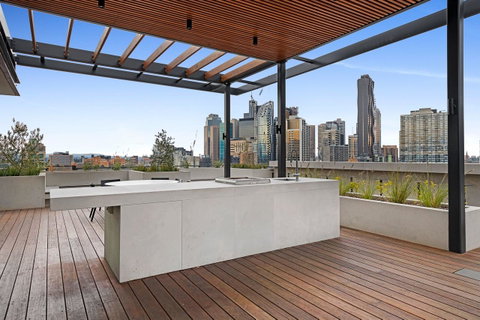 The Eminence Apartments By CLLIX - Tourism Canberra 4