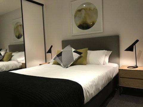 The Eminence Apartments By CLLIX - Tourism Canberra 15