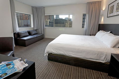 Causeway 353 Hotel - Tourism Canberra 34