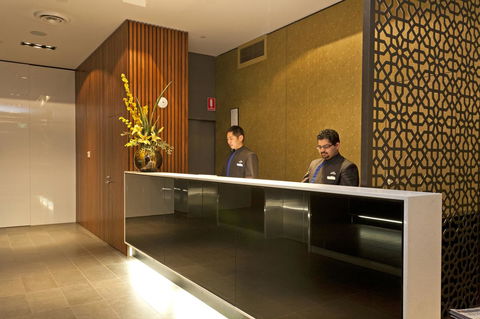 Causeway 353 Hotel - Tourism Canberra 1