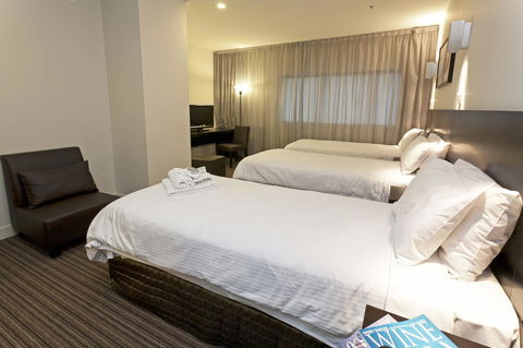 Causeway 353 Hotel - Tourism Canberra 20