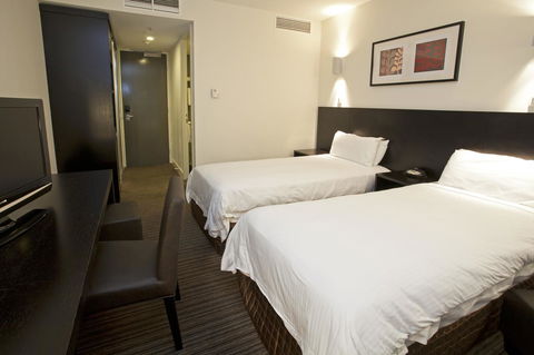 Causeway 353 Hotel - Tourism Canberra 26