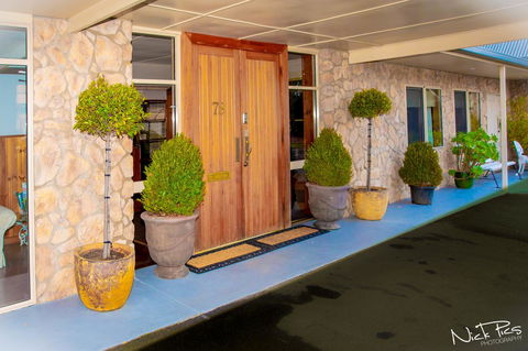 Amara Springs Guest House - Tourism Canberra 8