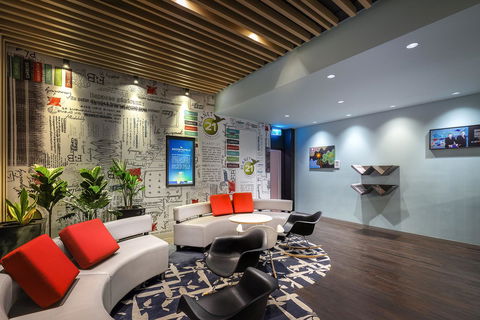 Ibis Melbourne Hotel And Apartments - Tourism Canberra 22