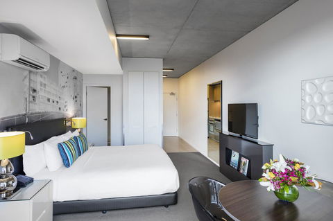 Apartments @ 350 William - Tourism Canberra 8
